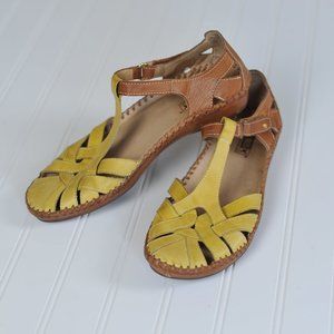 Pikolinos T-Strap Closed Toe Leather Sandals